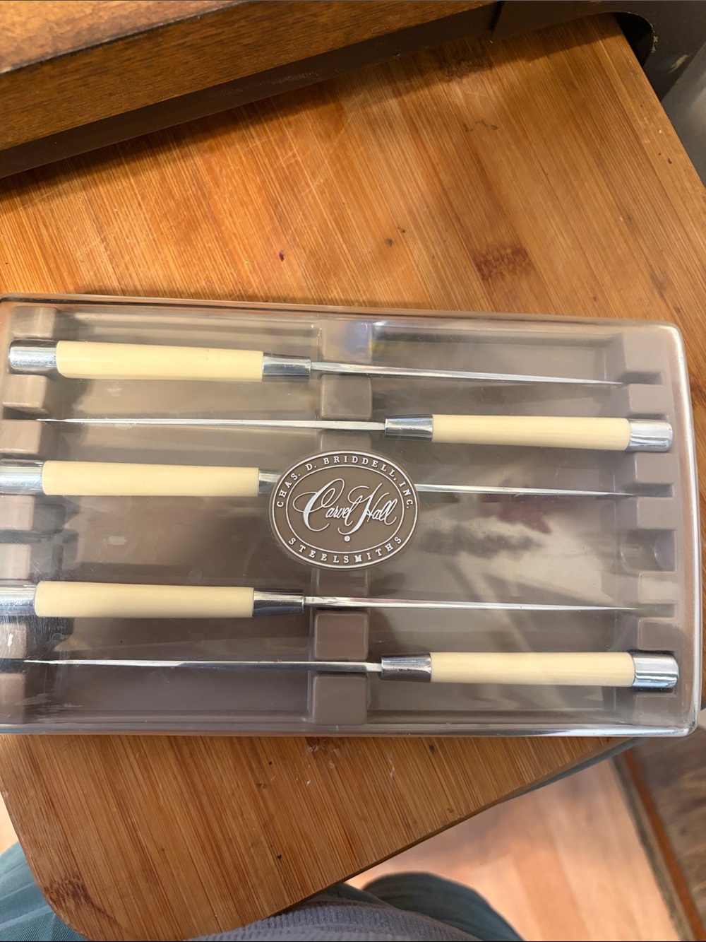 Carvel hall Handle Fondue Fork Set with Silver Accents